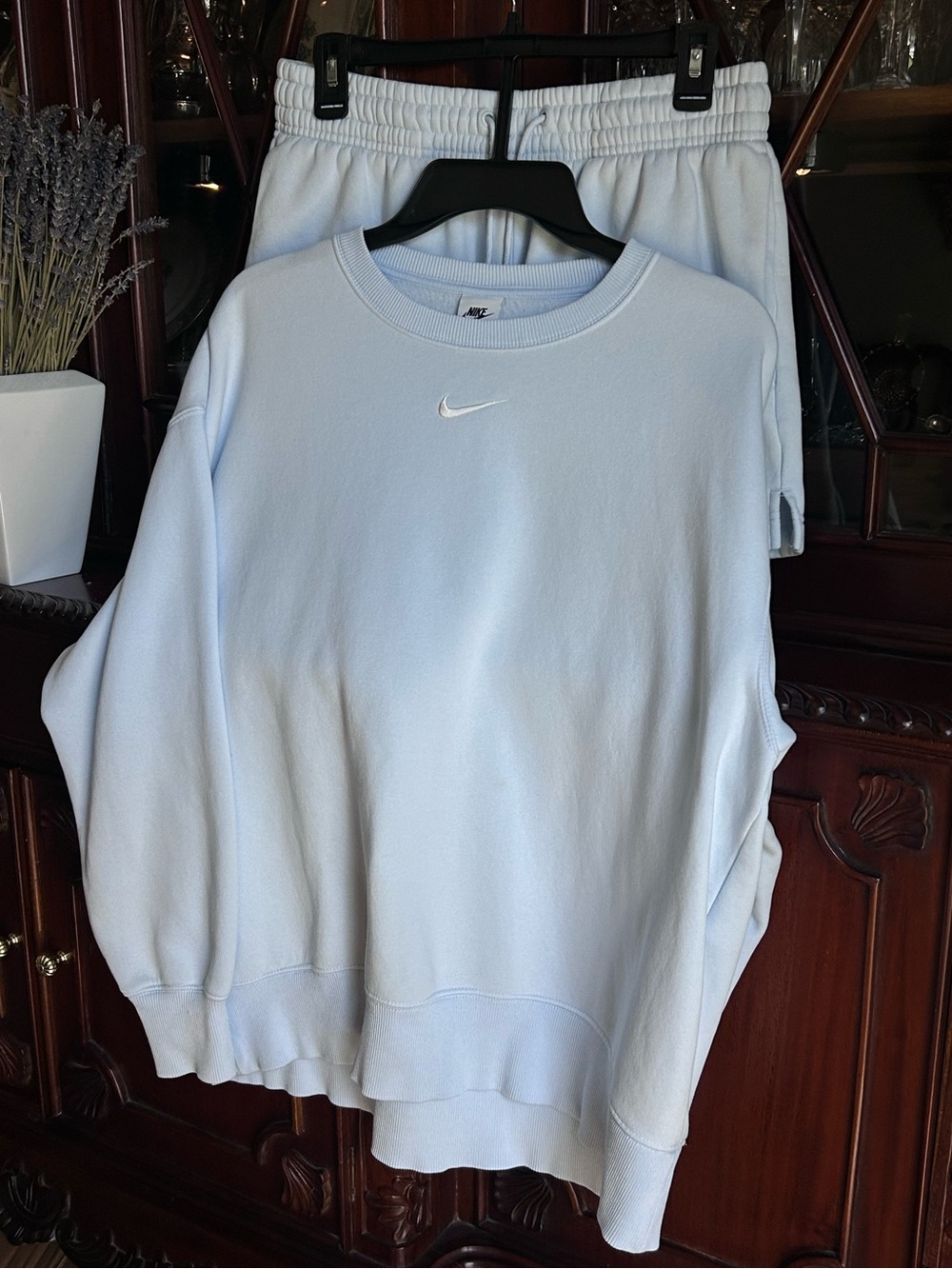 Nike Phoenix Fleece Women’s Light Blue Crewneck Sweatshirt & Matching Shorts